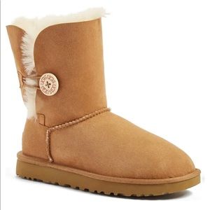 Ugg Bailey Button II Boots